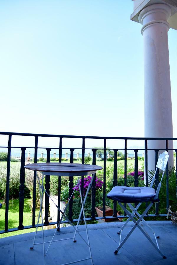 A.A.U.T Appartamento Villa Preli Chiavari Extérieur photo